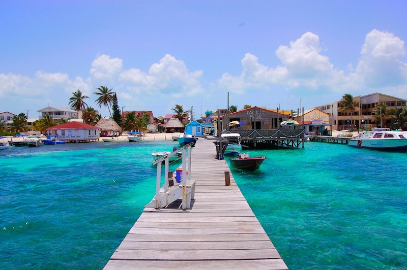 Unlocking Lucrative Returns: Exploring Tourism and ROI in Belize Real Estate