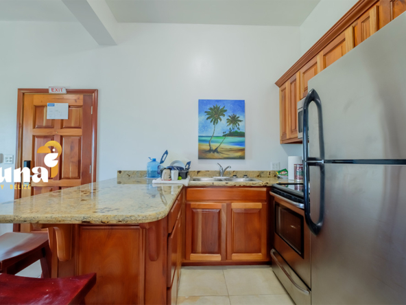 2nd Floor Upgraded Best Western Condo – E200