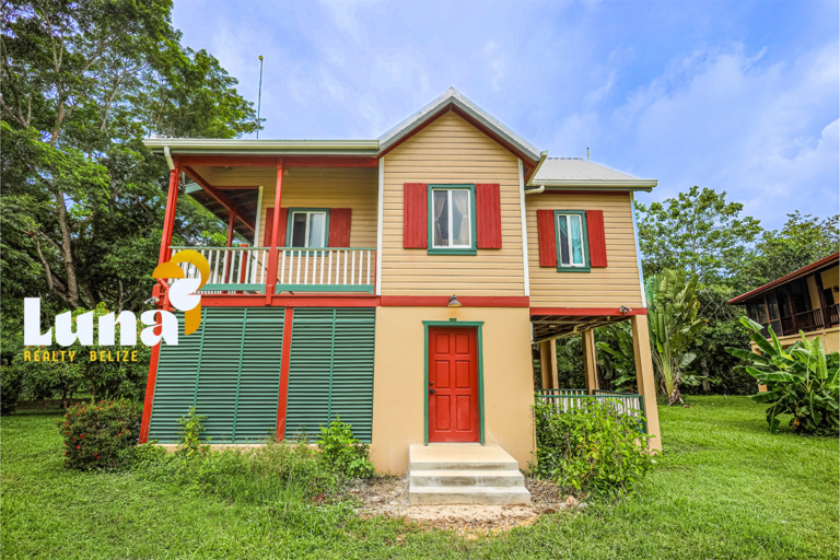 Casa Tortuga: Quintessential Off-Grid, Riverfront Home at Carmelita Gardens, Cayo