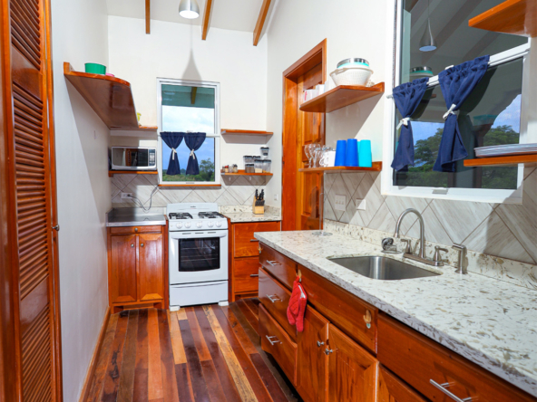 Casa Tamalito - Kitchen