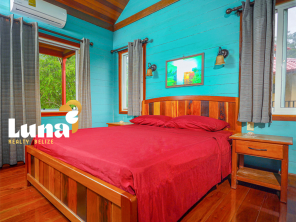 Tortuga - mater bedroom