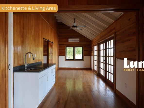 Serenity Bay - 2BR2BA Kitchenette & Living Area