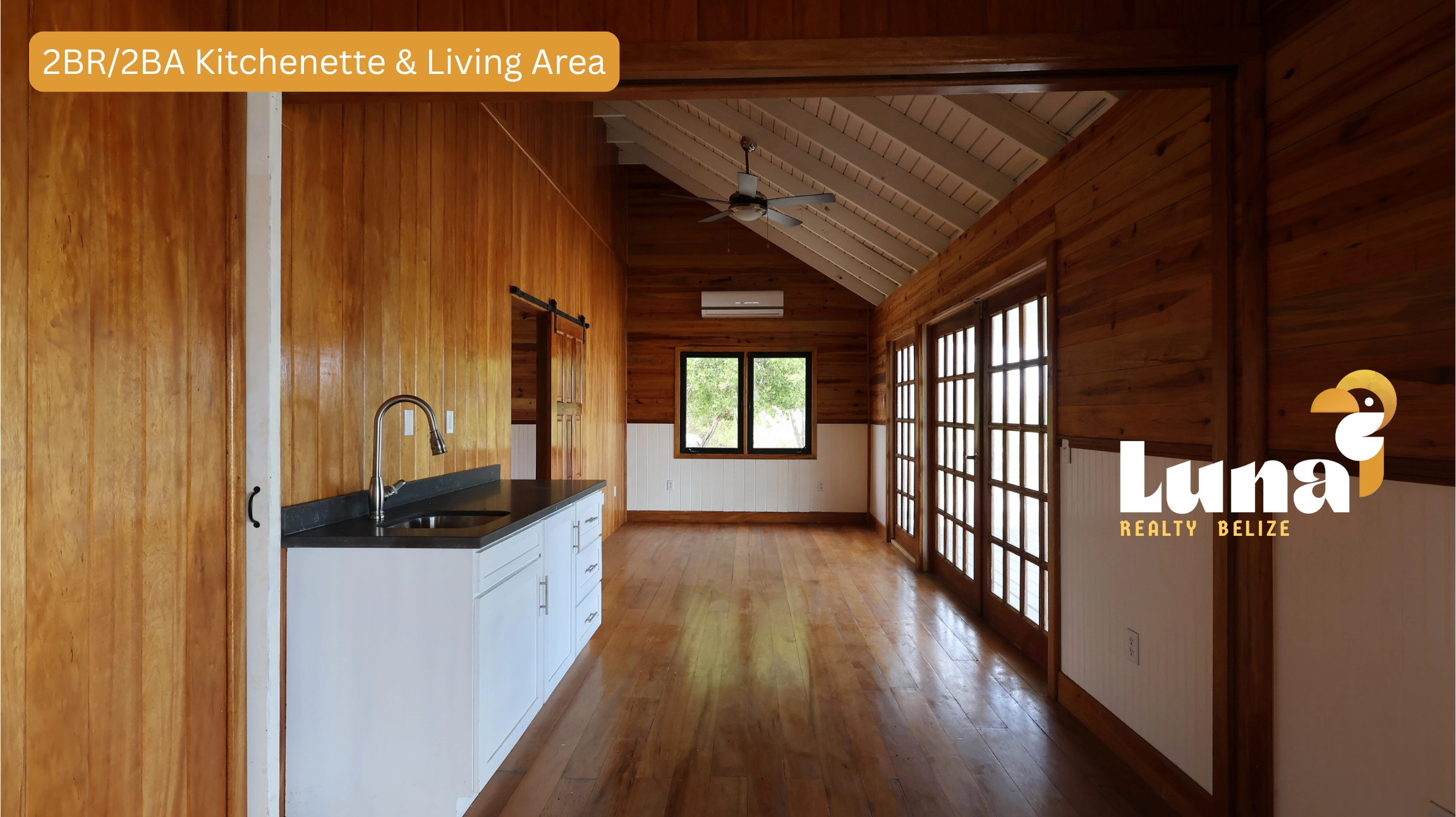 Serenity Bay - 2BR2BA Kitchenette & Living Area
