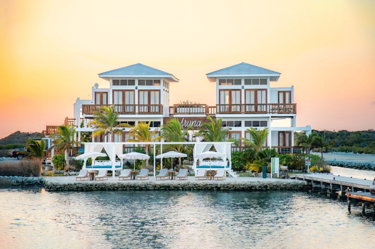 ArunaFacadeAtSunset-2025AprilOpening-IMG_20250429_152901