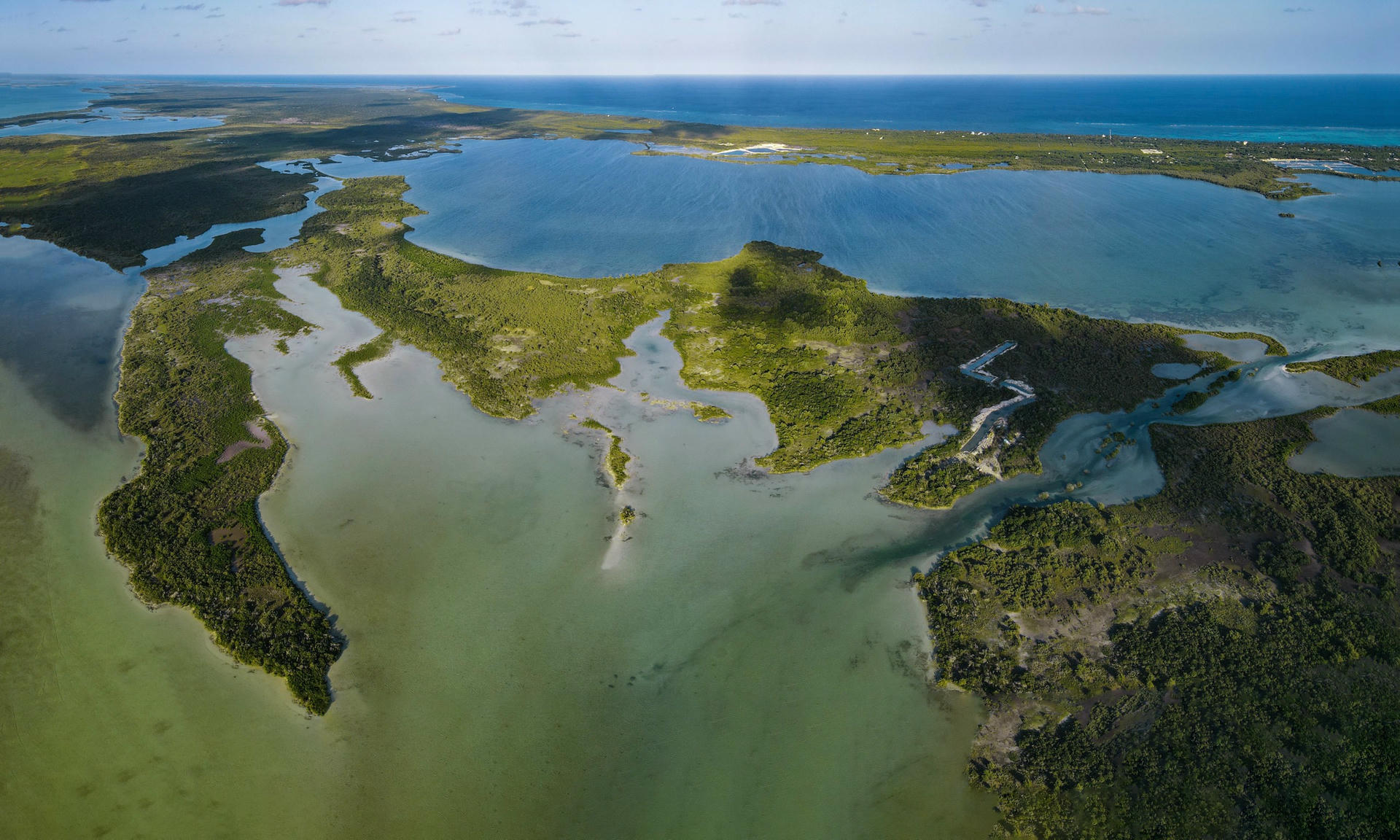 Aerial view of Silver Palm, West Ambergris Caye, Belize. Click here for more information. Aerial view of Silver Palm, West Ambergris Caye, Belize. Click here for more information.