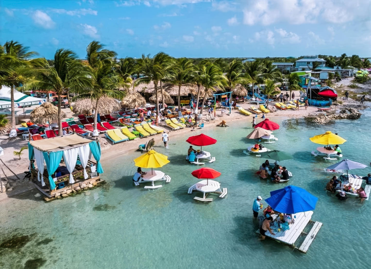 SecretBeachCloseUpBlueBayou-IMG_20250809_030532