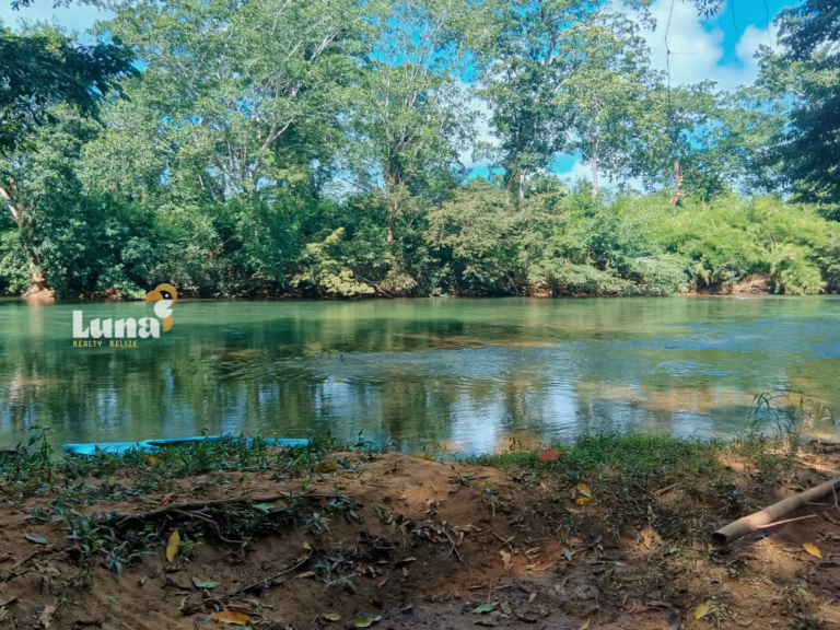 Sibun River frontage on 11.3-acre land in Frank's Eddy, Belize
