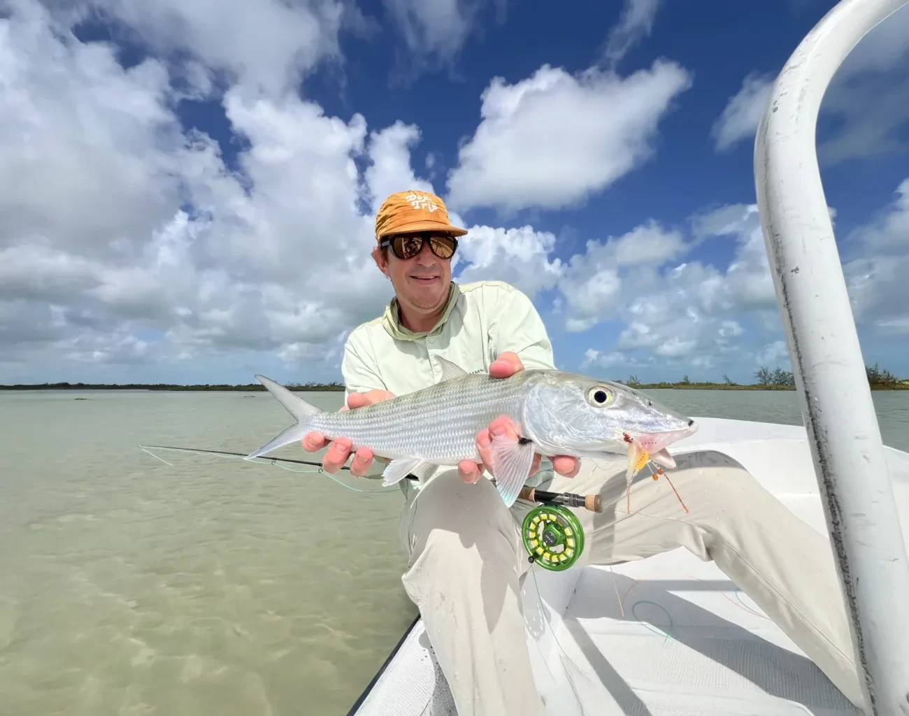Fly fishing at Cayo Frances, West Ambergris, Caye, Belize. Fly fishing at Cayo Frances, West Ambergris, Caye, Belize.