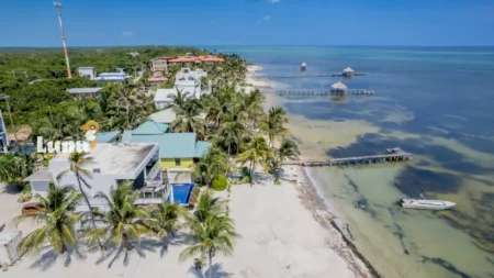 Casa Gran Soñador | Contemporary 4BR Beachfront Home with Infinity Pool in Spanish Reef, Ambergris Caye